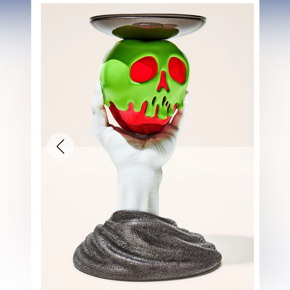 Bath & Body Works Evil Queen Poison Apple 3-Wick Candle Holder